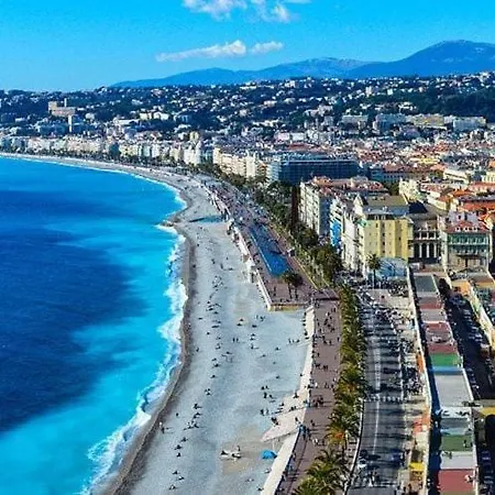 With Big Terrace Full Center With Air Conditioning Apartamento