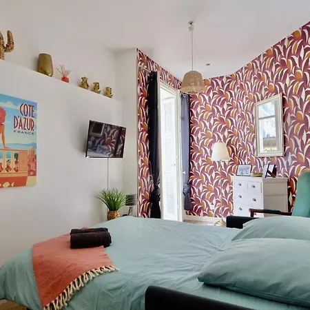 Appartement With Big Terrace Full Center With Air Conditioning Nice