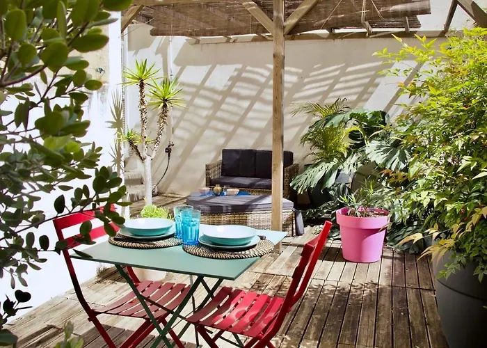 With Big Terrace Full Center With Air Conditioning