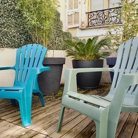 With Big Terrace Full Center With Air Conditioning *