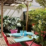 Appartamento With Big Terrace Full Center With Air Conditioning *